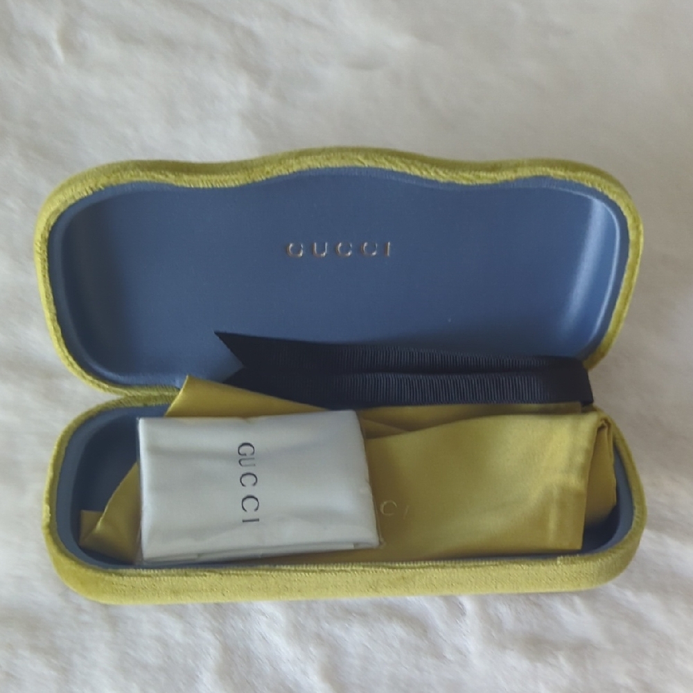Gucci Case Reading Glasses